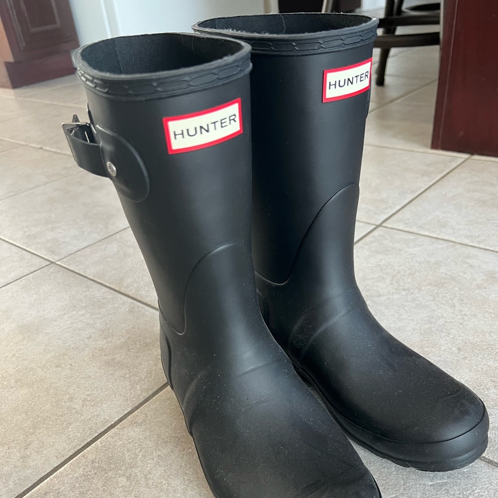 Black Hunter Boots - size 8